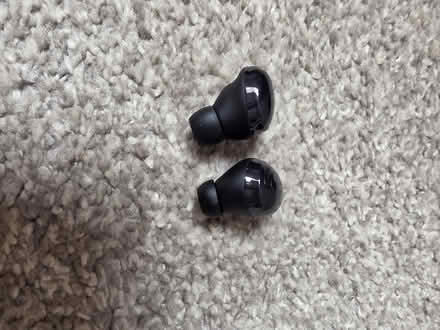 Photo of free Samsung earbuds (Cleland ML1) #3