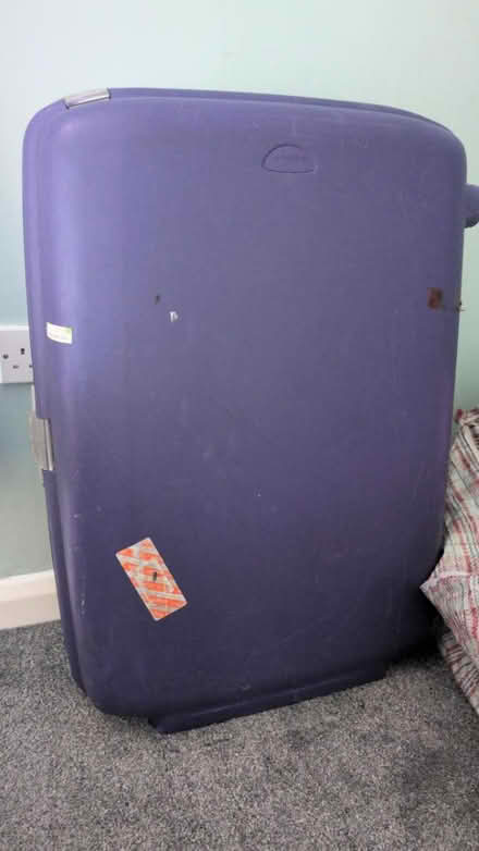 Photo of free Samsonite suitcase - large (ME13 8SN) #1
