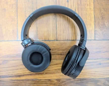 Photo of free Magnavox Over Ear Fold Headphones (Qxs Blvd Union Turnpike) #2