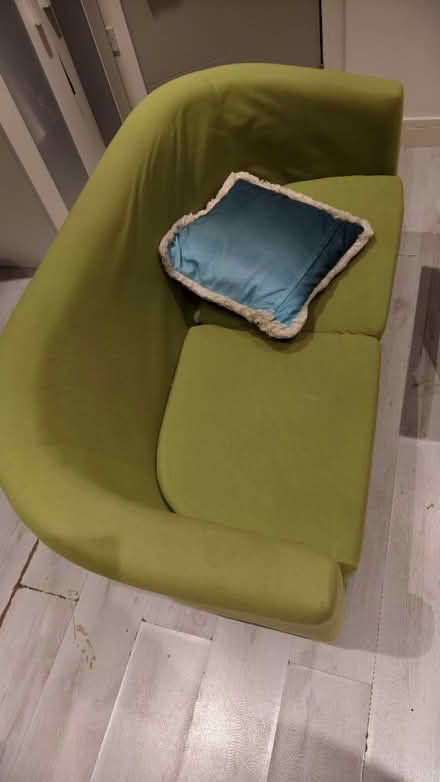 Photo of free sofa (Haringey) #2
