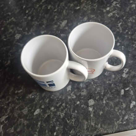 Photo of free ×2 mugs (Boggart hill LS14) #3