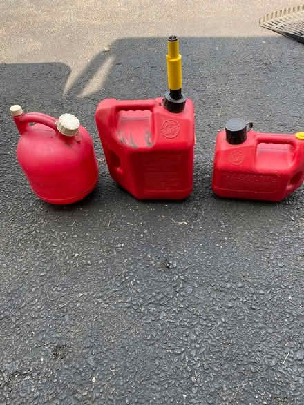 Photo of free 3 Gas cans (East Centreville) #1