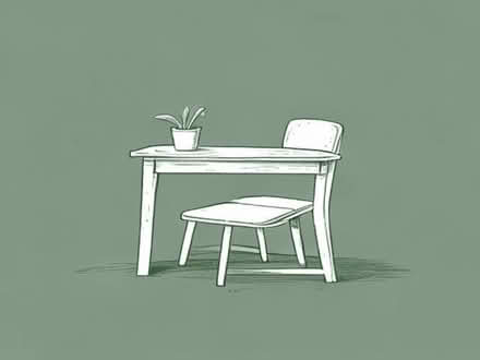 Photo of Small desk and chair (Hockley Port B18) #1