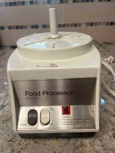Photo of free Cuisinart food processor (southwest Sunnyvale) #1