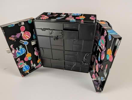 Photo of free Debenham's Beauty Advent Calendar (Empty) (Banwell BS29) #2