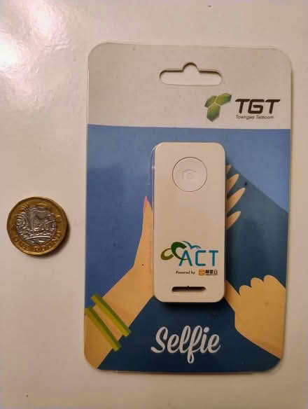 Photo of free Wireless Smartphone Camera Remote (Southampton SO16) #1