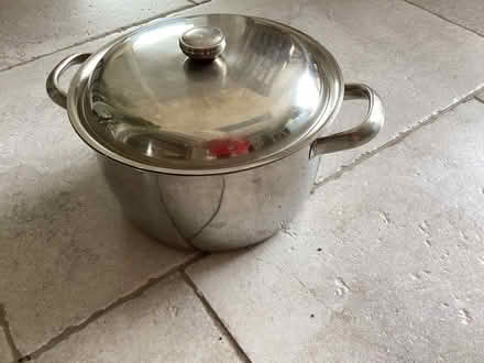 Photo of free Casserole Cooking Pot (Steventon SY8) #1