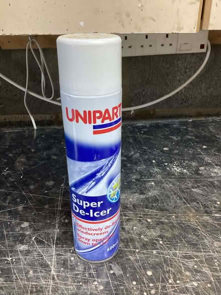 Photo of free De-icer only part used (Oswestry SY11) #1