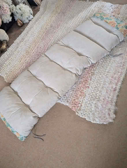 Photo of free Floral recliner cushion 6ft x 2ft nice and plump Camping? (Bingham NG13) #3