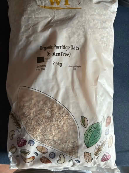 Photo of free Porridge Oats (Barnard's Green WR14) #1