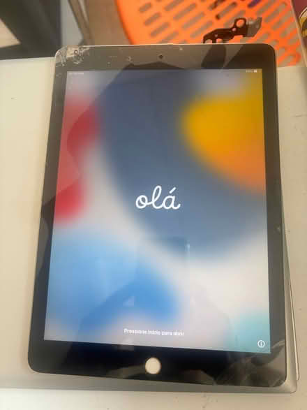 Photo of free iPad Air 2 but in rough shape (K1Y) #1