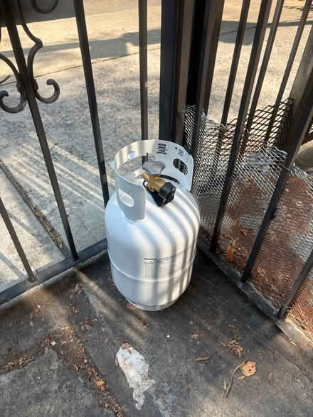 Photo of free Gas tank, empty, new (Flatbush, Brooklyn) #1