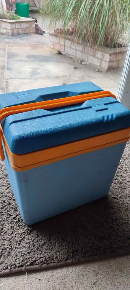Photo of free Cool Box (Bricknells Meadow OX28) #1