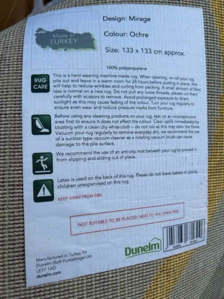 Photo of free Round rug (SK13 Padfield) #2