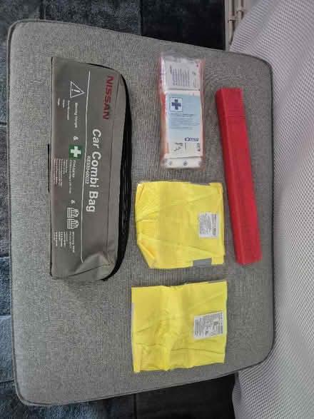 Photo of free Car emergency kit (Sheering CM22) #1
