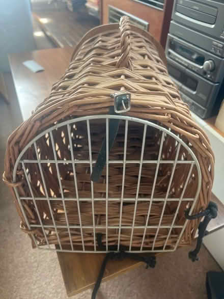 Photo of free Wicker cat or small dog basket (Broxbourne EN10) #1