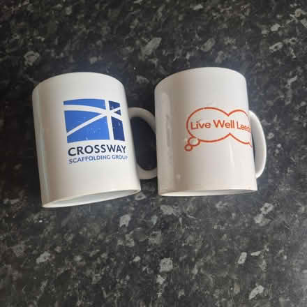 Photo of free ×2 mugs (Boggart hill LS14) #2