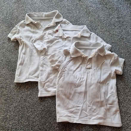 Photo of free Age 3-4yr white polo school tops (Chesham HP5) #3
