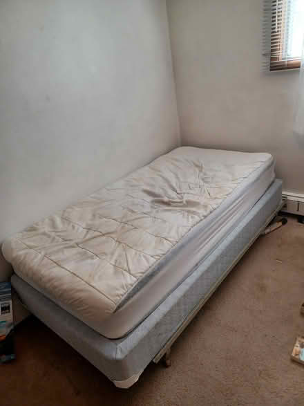 Photo of free Household items (Near campus in Iowa City) #1