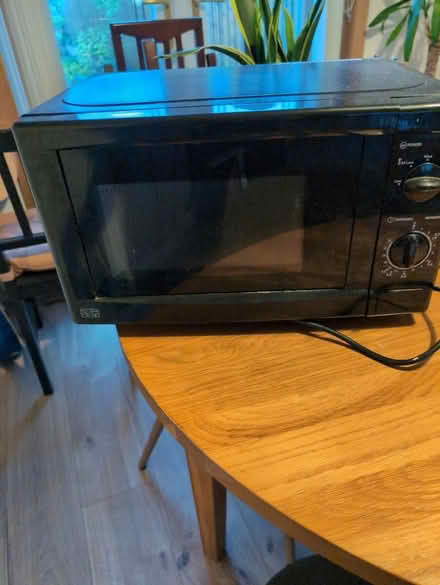Photo of free Microwave (Kirkintilloch G66) #1