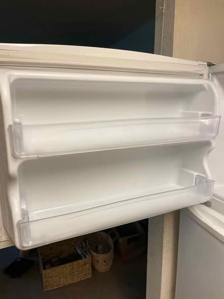 Photo of free Whirlpool fridge (N. Shoreline / 15th Ave NE) #2