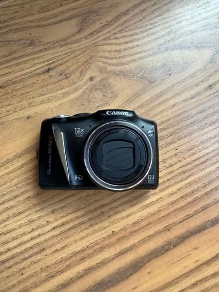 Photo of free Digital Camera (Hulme M15) #1