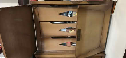 Photo of free Bedroom set (Rutherford) #3