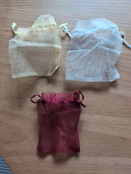 Photo of free 25x Organza bags for jewelry (Hanover BN2) #1