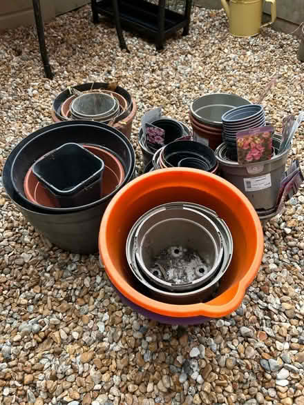 Photo of free Flower pots (Kingsnorth TN23) #2