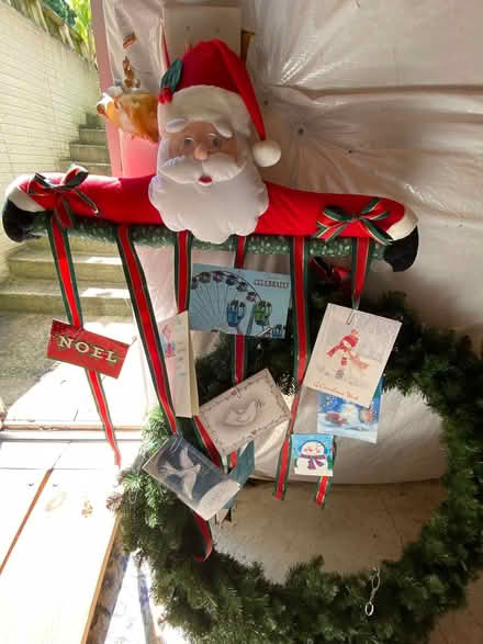 Photo of free 36” lighted wreath. Card holder (East Centreville) #2