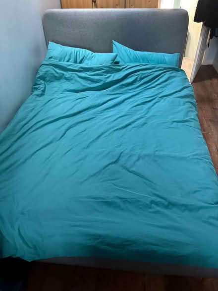 Photo of free Bed & sofa (High wycombe HP13) #1
