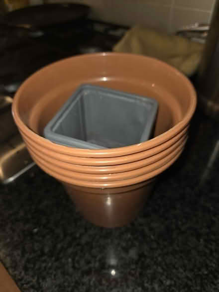 Photo of free Plant pots (South Croydon) #1