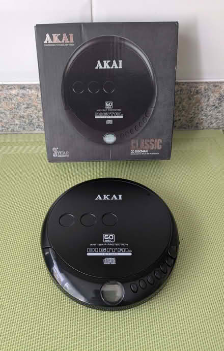 Photo of free CD Discman (Beulah Hill SE19) #1
