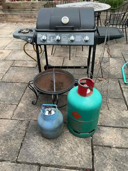Photo of free bbq/firepit etc (S8 jordanthorpe) #1