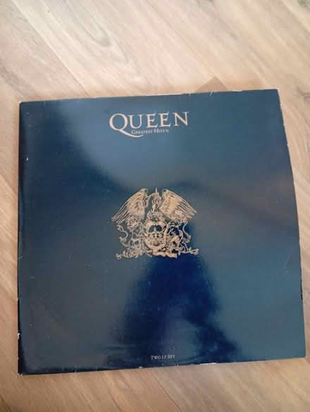 Photo of free Queen Greatest Hits double LP (Buxworth SK23) #1