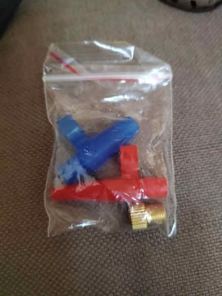 Photo of free Pump adaptor (Risinghurst OX3) #1