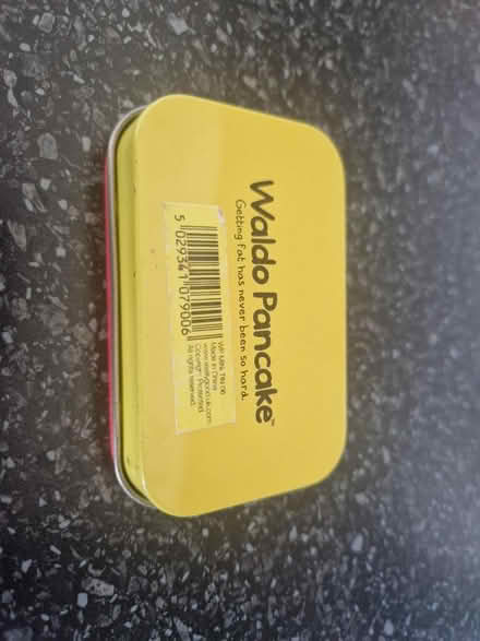 Photo of free Cute tin (SE10) #2