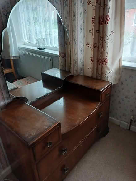 Photo of free 1950 Walnut veneer Bedroom suite (S61 3BY) #2