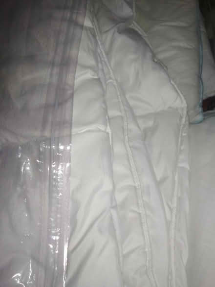 Photo of free Double duvet and two pillows (Dublin central) #1