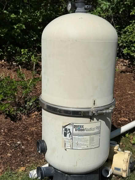 Photo of free Pool pump and filter, still work (Reading, MA) #2