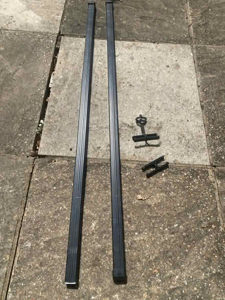 Photo of free 1 pair of car roof bars 120cm long (Chineham RG24) #1