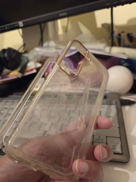Photo of free Samsung S22 clear cover (South Croydon CR2) #2