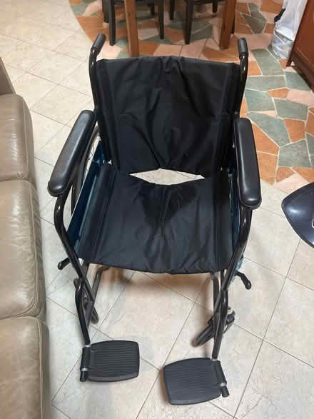 Photo of free Old self-sufficient wheelchair (Woodlands) #2