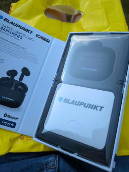 Photo of free Blaupunkt Noise Cancelling Earbuds (Cassiobury, Watford WD17) #2