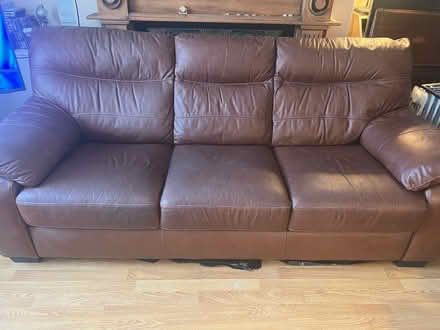 Photo of free 3 seater leather sofa (Wandsworth SW18) #1