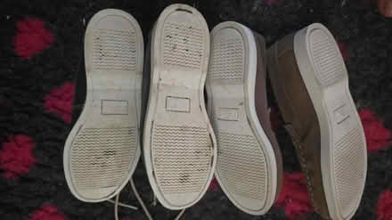 Photo of free Shoes 1 UK BOYS OR GIRLS (Marshalswick AL4) #2
