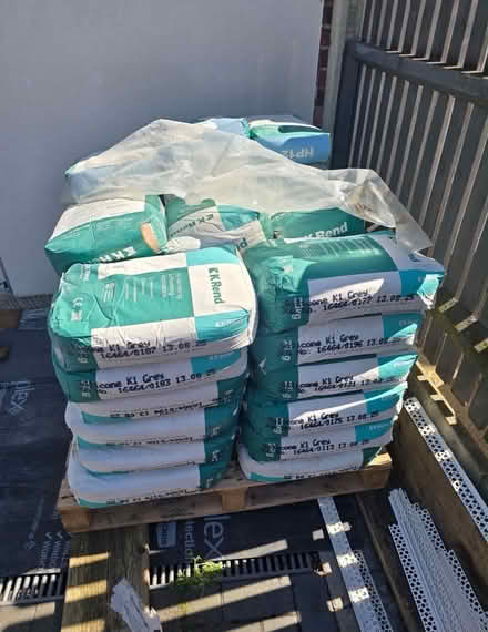 Photo of free K Rend (New Addington CR0) #1
