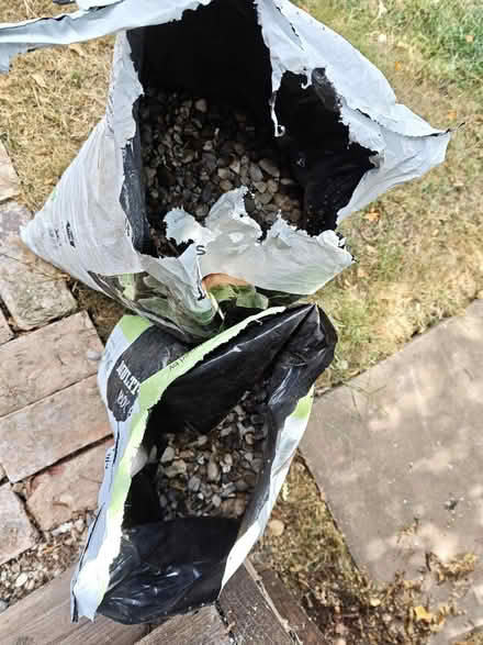 Photo of free Garden gravel (appx 1-4cm pebbles) (Wellesbourne, CV35) #1