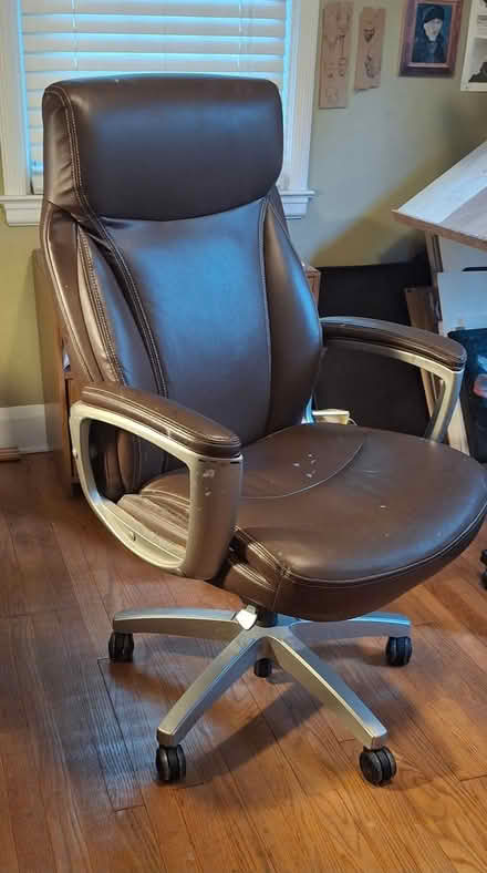 Photo of free Office chair (Catonsville) #2