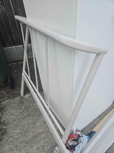 Photo of free Single bed and wardrobe (E4) #3